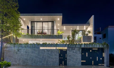 Ngôi nhà 300m2 tại Buôn Ma Thuột thiết kế các mảng vườn xen kẽ, xua tan cái nóng Tây Nguyên