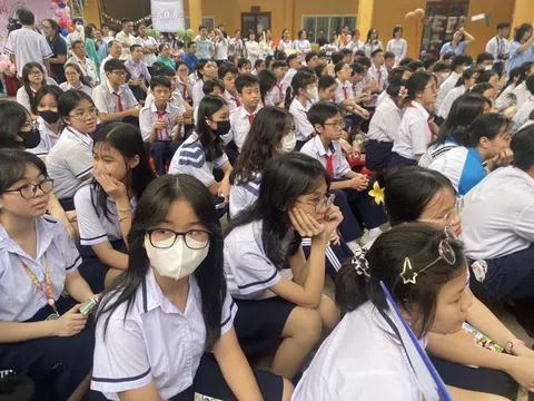 TP. HCM: Nhiều trường học điều chỉnh thời khóa biểu để đối phó với nắng nóng