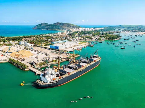 Phát triển thêm các bến cảng khu vực biển Quảng Ngãi