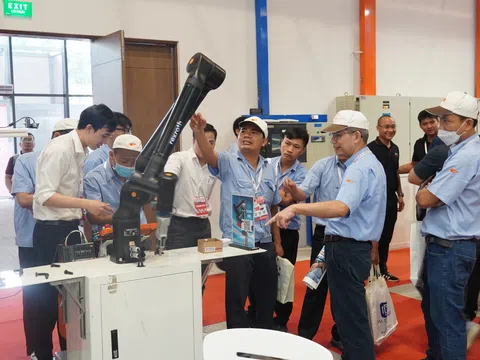 Bosch Rexroth Đồng hành cùng doanh nghiệp trong hành trình kiến tạo Nhà máy Thông minh tại Việt Nam.