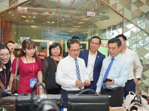 Săn sale tại ga Metro