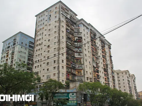 Chung cư xuống cấp, chủ đầu tư hay cư dân phải bỏ tiền sửa chữa?