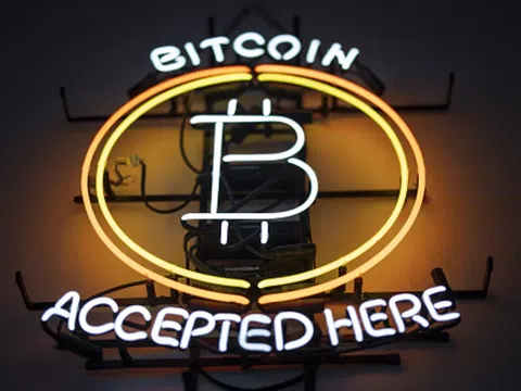 Bitcoin phá đảo, vượt mức 100.000 USD được chờ đợi