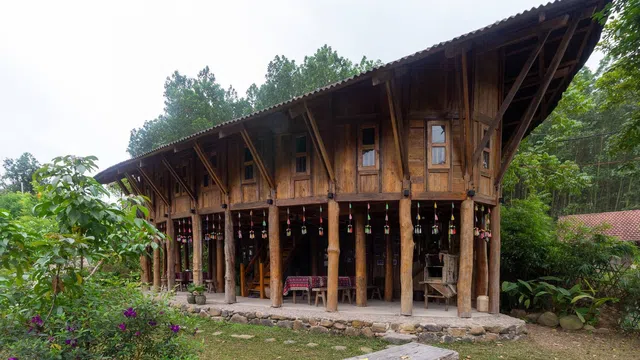 Nhà cộng đồng Kỳ Thượng -  tôn vinh kiến trúc bản địa nơi vùng cao Quảng Ninh