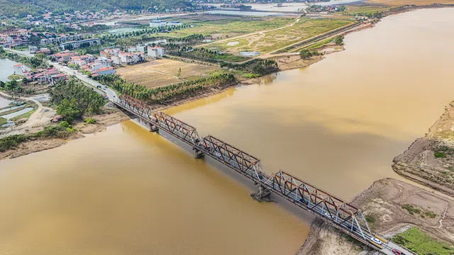 Bắc Giang sắp có cầu mới 800 tỷ giúp giảm áp lực cho cây cầu "độc nhất vô nhị" tại Việt Nam