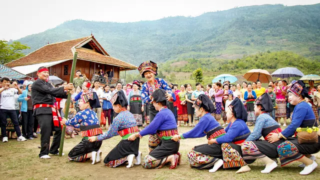 Người dân Điện Biên dùng nhà làm nơi lưu trú miễn phí cho du khách